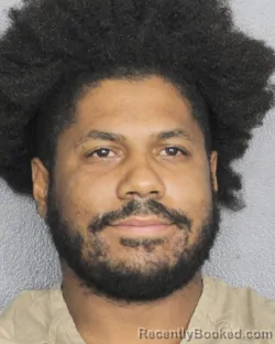 Mugshot of JIOVANNI LUCAS APONTE