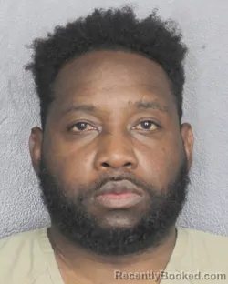 Mugshot of ASHILLE CHRISTOPHER REID booked in Broward County, Florida on May 1, 2026