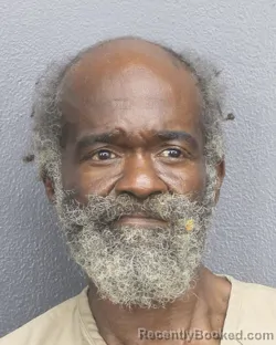 Mugshot of DUSTIN JAY FERNANDEZ