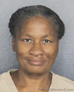 Mugshot of BRIDGETTE YVETTE HOLLIS