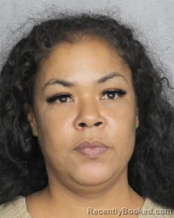 Mugshot of TYNESHA LASHAY EDGERTON