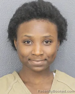 Mugshot of DESTINEE KAY ZWART