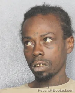 Mugshot of CLIFTON HICKS