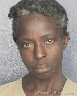 Mugshot of DENISE SMITH