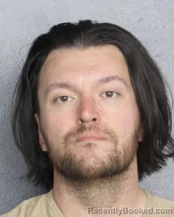 Mugshot of BENNETT GREGORY MADEN