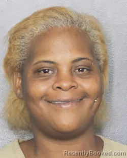 Mugshot of DURJLANI LEKYNYI DOE YOUNG