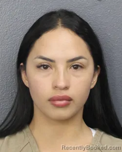 Mugshot of IRIS VALENTINA VALDERRAMA MENDIETA