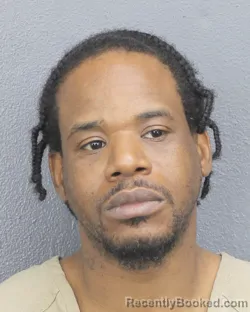 Mugshot of LAVARUS DEVON EDWARDS