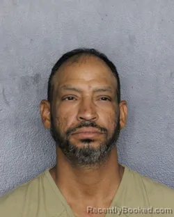 Mugshot of JONATHAN MICHAEL MUNOZ booked in Broward County, Florida on June 27, 2026