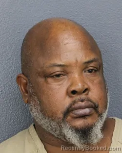Mugshot of CORNELIUS LENARD SHENNETT booked in Broward County, Florida on June 16, 2026