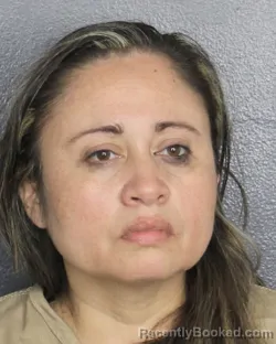 Mugshot of REINA JUDITH ORTIZ BARRIENTOS