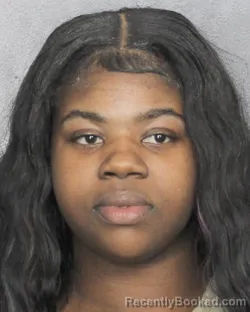 Mugshot of DAZHA NAI YOLANDA WALKER