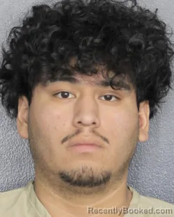 Mugshot of CADE ROBERT THOMPSON