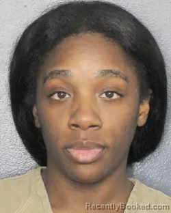 Mugshot of DEVON ALEXIS QUATAVIA SMITH booked in Broward County, Florida on April 5, 2026