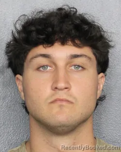 Mugshot of JONATHAN AMIEL TZYNDER booked in Broward County, Florida on April 24, 2026
