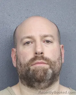 Mugshot of JONATHAN SCHWARTZ booked in Broward County, Florida on May 21, 2026