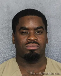 Mugshot of Tavarius D Oliphant booked in Broward County, Florida on September 22, 2026
