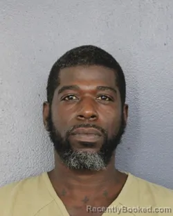 Mugshot of Nigel Jamah Robbins booked in Broward County, Florida on September 29, 2026