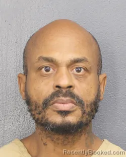 Mugshot of RICHARD EDWARDS