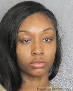 Mugshot of DE ERE THORNTON