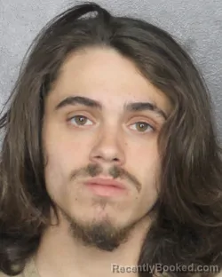 Mugshot of DARIAN MATTHEW WESOLOWSKI booked in Broward County, Florida on April 30, 2026