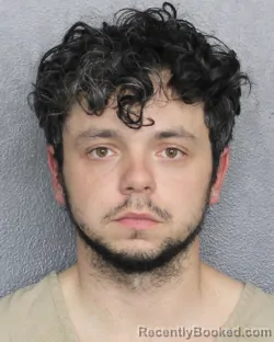Mugshot of ELLIOT JOSHUA ESTERMAN booked in Broward County, Florida on May 9, 2026