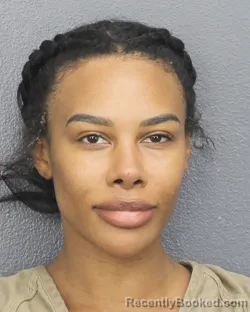 Mugshot of DOMINIQUE AJA LYNN SPALL booked in Broward County, Florida on May 12, 2026