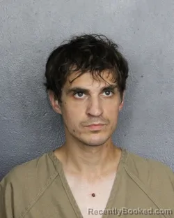 Mugshot of DUSTIN HUNTER EVANS booked in Broward County, Florida on June 22, 2026