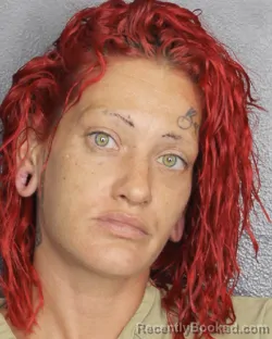 Mugshot of RANDI JENNIFER SCARBOROUGH