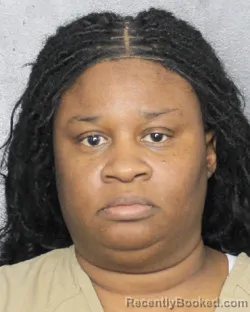 Mugshot of DEONDRA SHONTRIECE KINC JENRETTE booked in Broward County, Florida on April 15, 2026