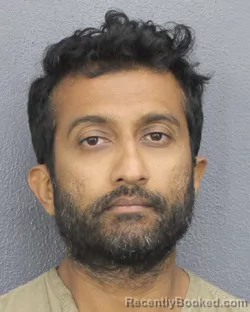 Mugshot of ADITH RAMSUMAIR
