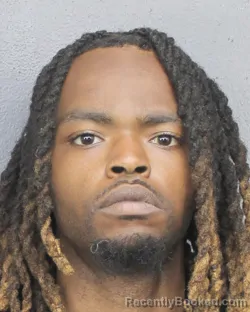 Mugshot of RONNIE EUGENE J FULBRIGHT