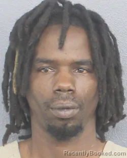 Mugshot of DASHAWN TREMAYNE POTEAT booked in Broward County, Florida on April 22, 2026