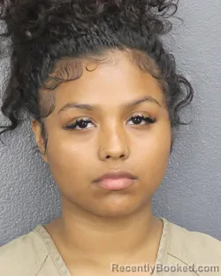 Mugshot of AMY SARAI NUNEZ-FLORES booked in Broward County, Florida on April 27, 2026