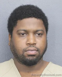 Mugshot of TYREE D ANTE FAVORS