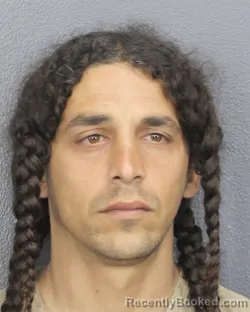 Mugshot of ENMANUEL ESTRADA ESTRADA SANCHEZ