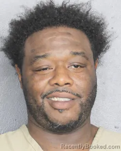 Mugshot of ANTHONY QUINTON THOMAS booked in Broward County, Florida on April 9, 2026