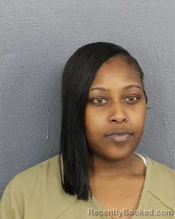 Mugshot of Oltavia Shanay Cash booked in Broward County, Florida on September 28, 2026