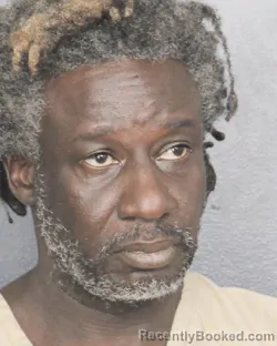 Mugshot of ABDULWAHAB OLUWAROTIMI SURAKAT