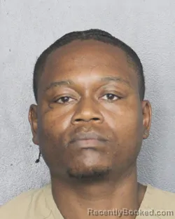 Mugshot of CARL ANTHONY J MULLINGS