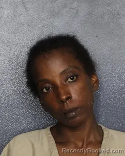 Mugshot of Tiffany Shaquana Smart booked in Broward County, Florida on October 6, 2026