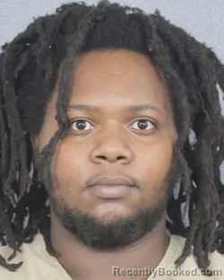 Mugshot of DARREN LAMONT HOLMES