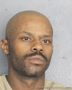 Mugshot of DEVONTE LAVAR THOMAS