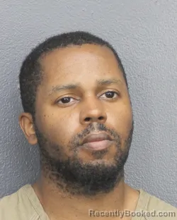 Mugshot of NATHAN LAMAR BLOUNT