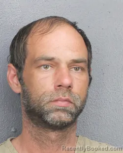 Mugshot of DENIS NIKOLAYEVICH KARCHEBNYI