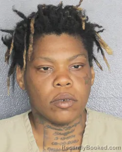 Mugshot of ANQUANETTE S TONEY