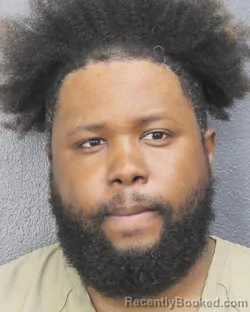 Mugshot of DAVONTE CLYDE THOMPSON booked in Broward County, Florida on May 6, 2026