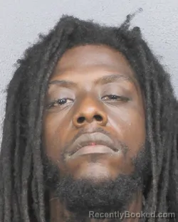 Mugshot of JONATHAN DAVID FOY booked in Broward County, Florida on May 6, 2026
