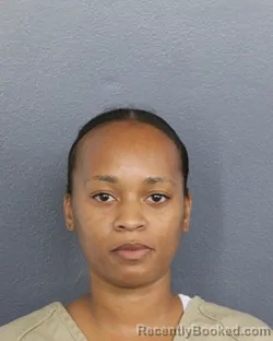 Mugshot of KASHAUNDRA MERCEDES KNOWLES booked in Broward County, Florida on June 11, 2026