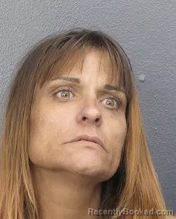 Mugshot of CHRISTINA JOY VECCHIO booked in Broward County, Florida on April 25, 2026